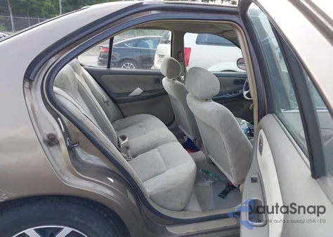 1999 Nissan Altima Xe/Gxe/Se/Gle z USA, uszkodzony, nr VIN 1N4DL01D7XC134481